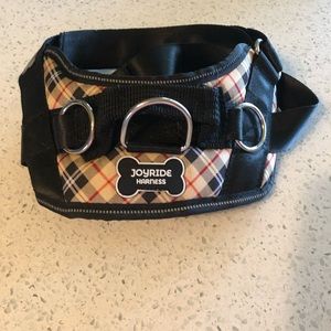 Joyride dog harness size medium